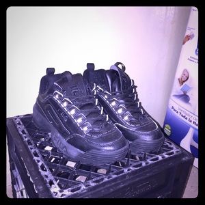 All black FILA DISRUPTOR ll